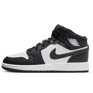 Air Jordan 1 Mid SE Grade School Boys 3.5 Y
Off Noir/ Black-White-Black